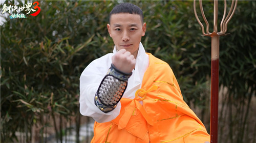 《剑侠世界3》群侠齐聚：探寻古墓少林，神秘“神仙姐姐”引关注