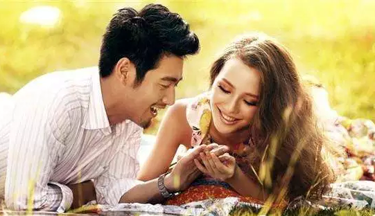 边境猎人艾尔莎新游戏：《命运之轮》 测评 -  惊喜等你发掘！